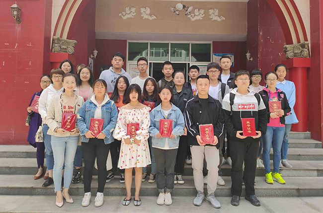 我们学子在第12届中国大学生计算机设计大赛西北地区决赛中喜获佳绩